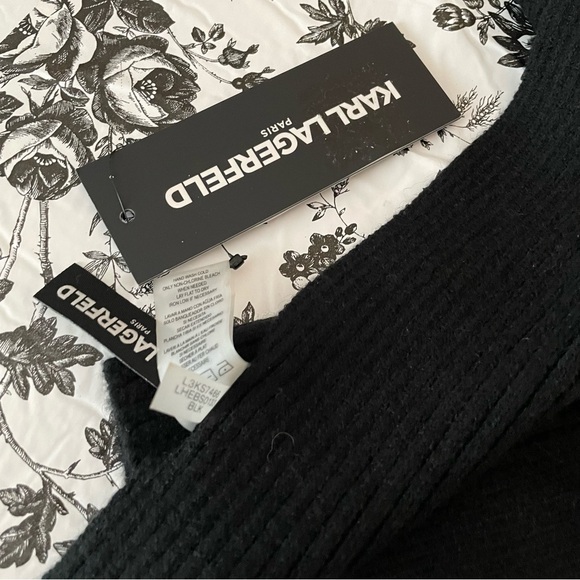 Karl Lagerfeld Long Black Knit Unisex ‘KARL’ Scarf - Picture 5 of 7